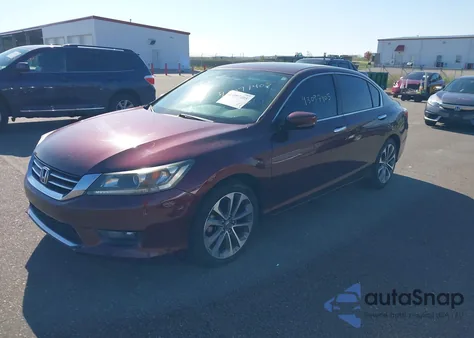 2015 Honda Accord Sport z USA, uszkodzony, nr VIN 1HGCR2F53FA057217